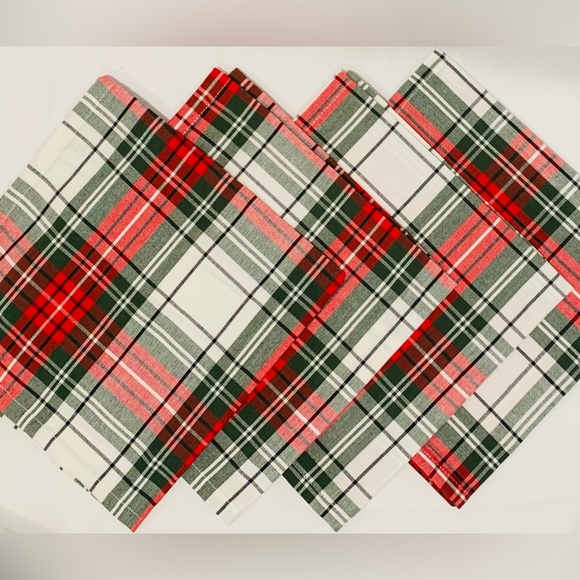Cloth Dinner Napkins Cotton Holiday Christmas Plaid Set of 4 - Picture 1 of 5